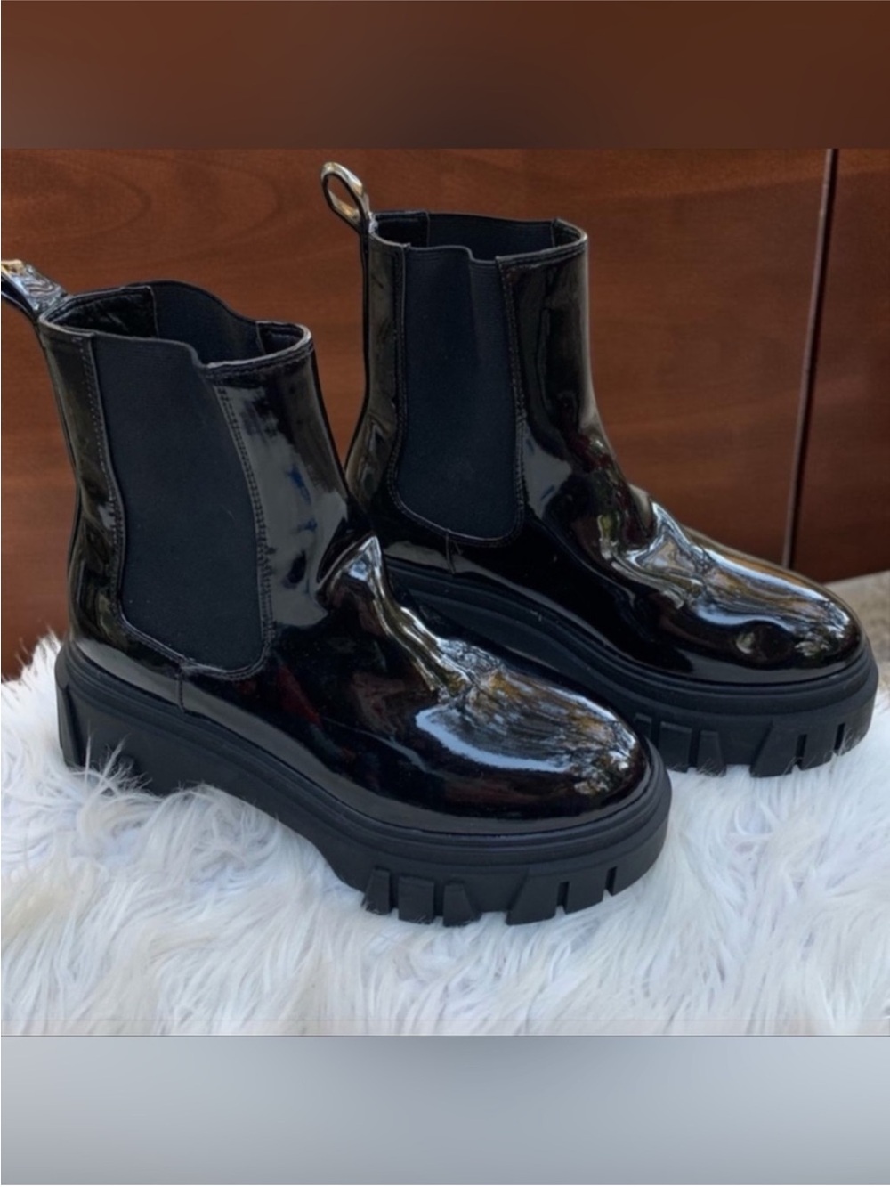 Chinese Laundry Black Patent Chunky Chelsea Ankle Boots Size 6